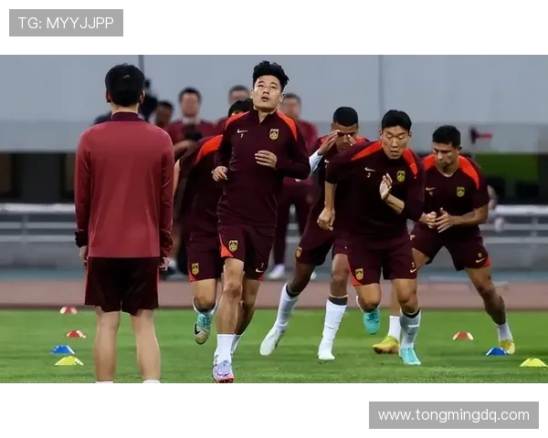 中国足球队备战世预赛 新帅带队迎战强敌全力冲击世界杯资格