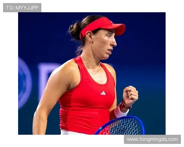 网球赛季最新动态：大满贯冠军争夺战即将展开，焦点选手谁能突围