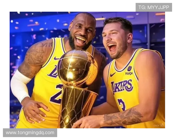 《湖人迎来新赛季挑战 詹姆斯携手戴维斯冲击总冠军》
