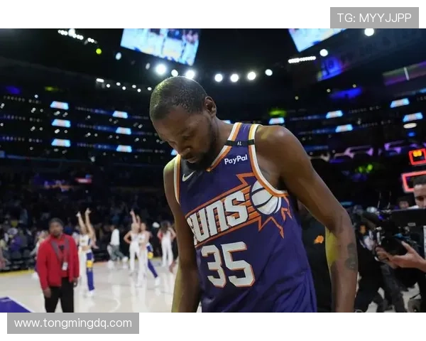 杜兰特因伤缺席比赛 詹姆斯领衔湖人全力冲击季后赛