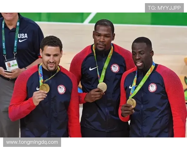 世界网坛焦点赛季变局新星崛起名将调整引发广泛关注各方热议前景走向